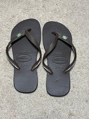 Brown TOP Havaianas Brasil Logo Flip-Flops Summer Rubber Beach Sandals Size: 7